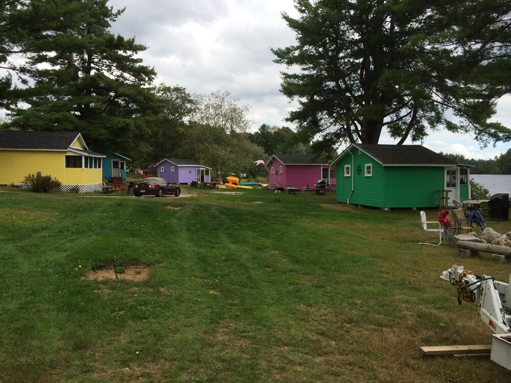 The Cottages At Harvey Lake - thumb 5