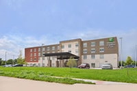 Holiday Inn Express  Suites Omaha Airport an IHG Hotel