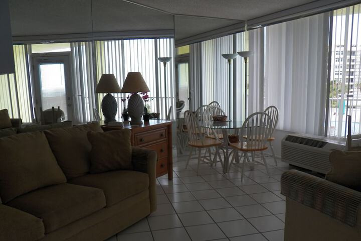 Symphony Beach Club - thumb 5