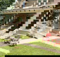 The Checkered Moose Inn - Tourism Bookings