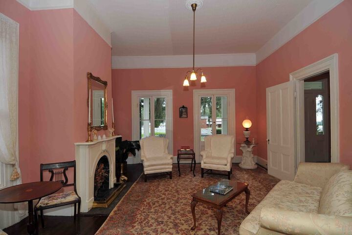 1872 John Denham House Bed & Breakfast - thumb 2