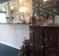 Hotel Step Back Inn - China Accommodation