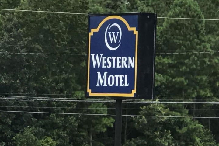 Western Motel - thumb 3