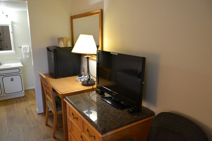 The Ship Motel - thumb 7