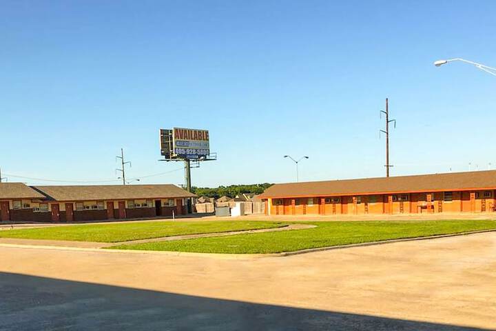 Budget Inn Ardmore - thumb 1