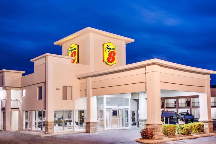 Super 8 By Wyndham Dalton - thumb 1