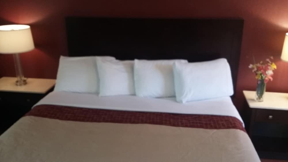 Athens Lodge - thumb 1