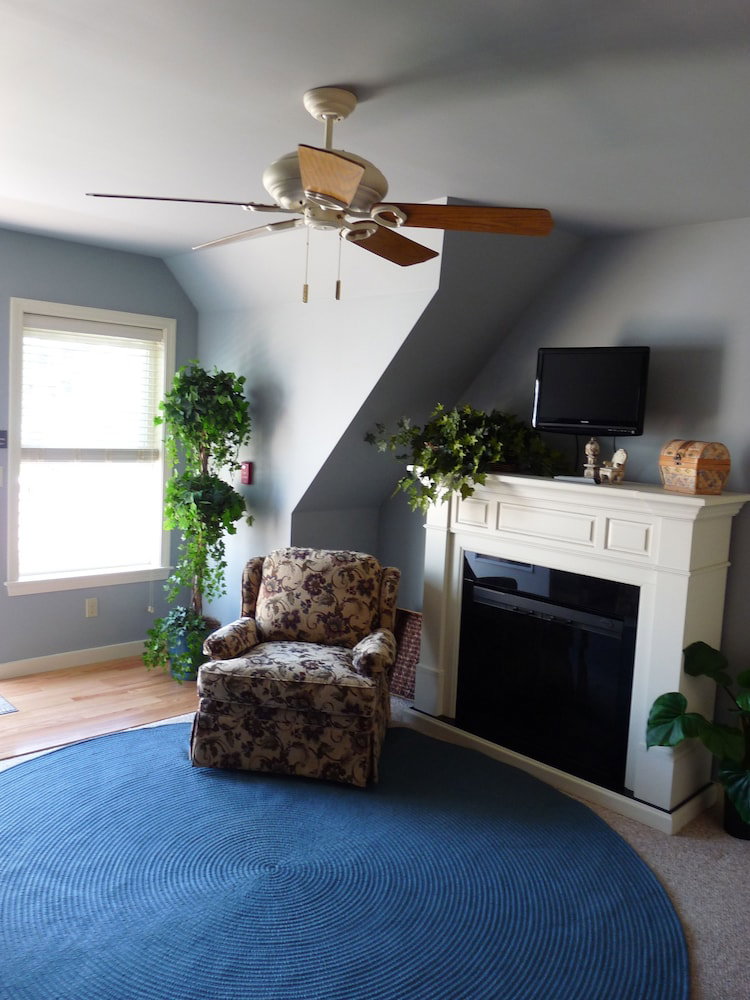 Haven By The Sea B&B Inn - thumb 3