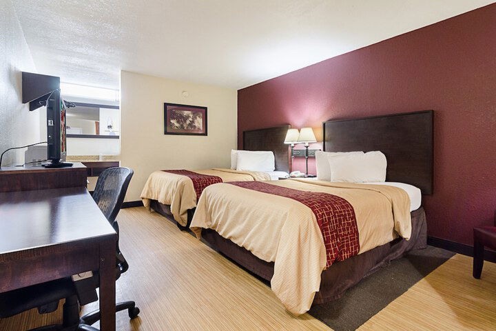 Red Roof Inn Needles - thumb 5