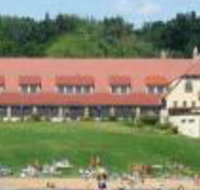 Potawatomi Inn  Cabins - China Accommodation