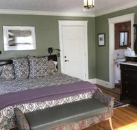 Burnt Toast Inn - Tourism Bookings