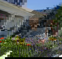 Gallagher's Irish Rose - USA Accommodation