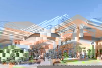 Days Inn by Wyndham Irving Grapevine DFW Airport North