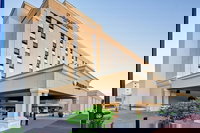 DoubleTree by Hilton Downtown Wilmington - Legal District