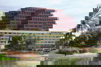 DoubleTree by Hilton Orange County Airport