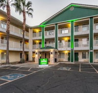 HomeTowne Studios by Red Roof Phoenix West - Tourism Bookings