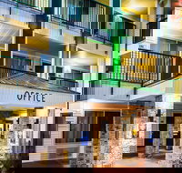 HomeTowne Studios by Red Roof - Colorado Springs Airport - Tourism Bookings