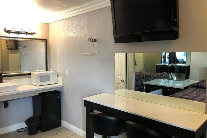 Flight Motel - thumb 7