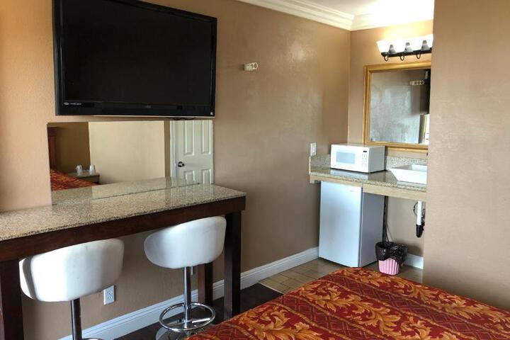 Flight Motel - thumb 5