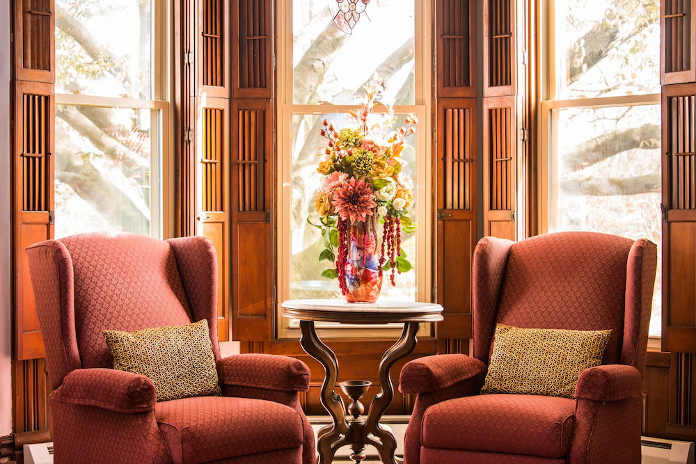Sutherland House Victorian Bed & Breakfast - thumb 6