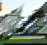 Sutherland House Victorian Bed  Breakfast - USA Accommodation