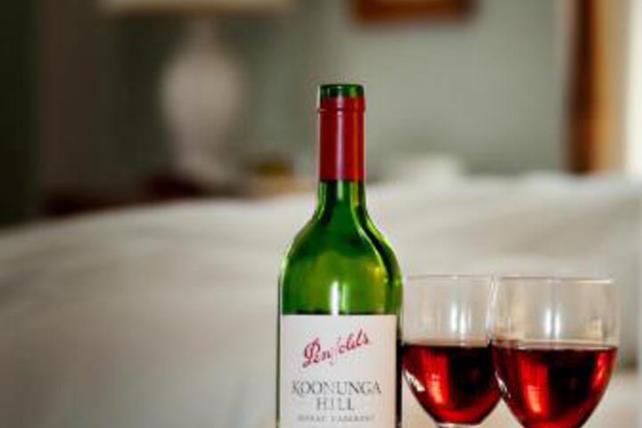 Amerscot House Inn - thumb 1