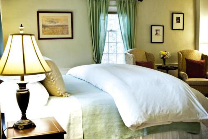 Amerscot House Inn - thumb 5