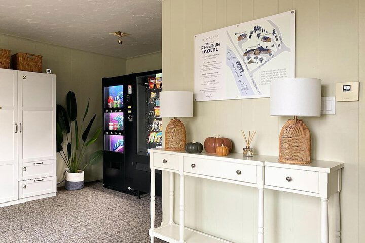 The River Hills Motel - thumb 3