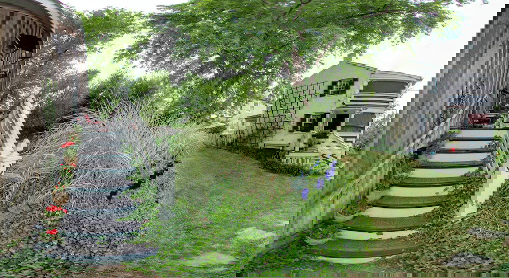 Lily Garden Bed And Breakfast - thumb 0