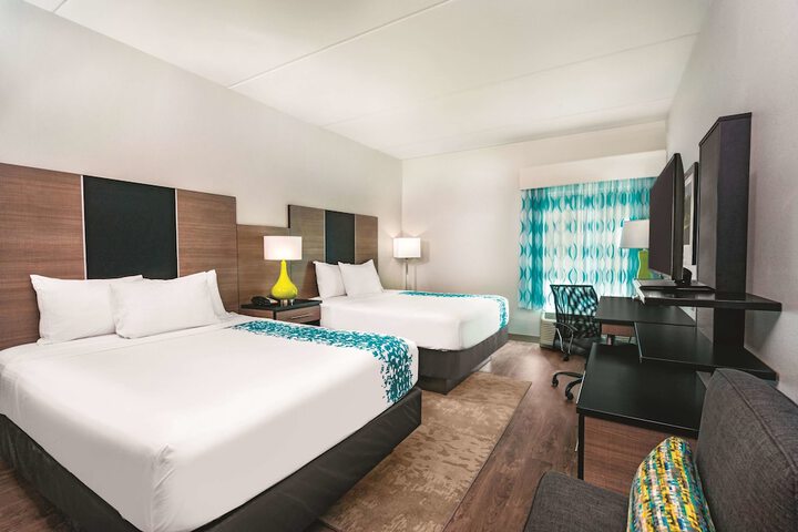 La Quinta Inn & Suites By Wyndham Cleveland TN - thumb 3