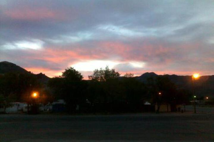 The Atomic Inn - thumb 3