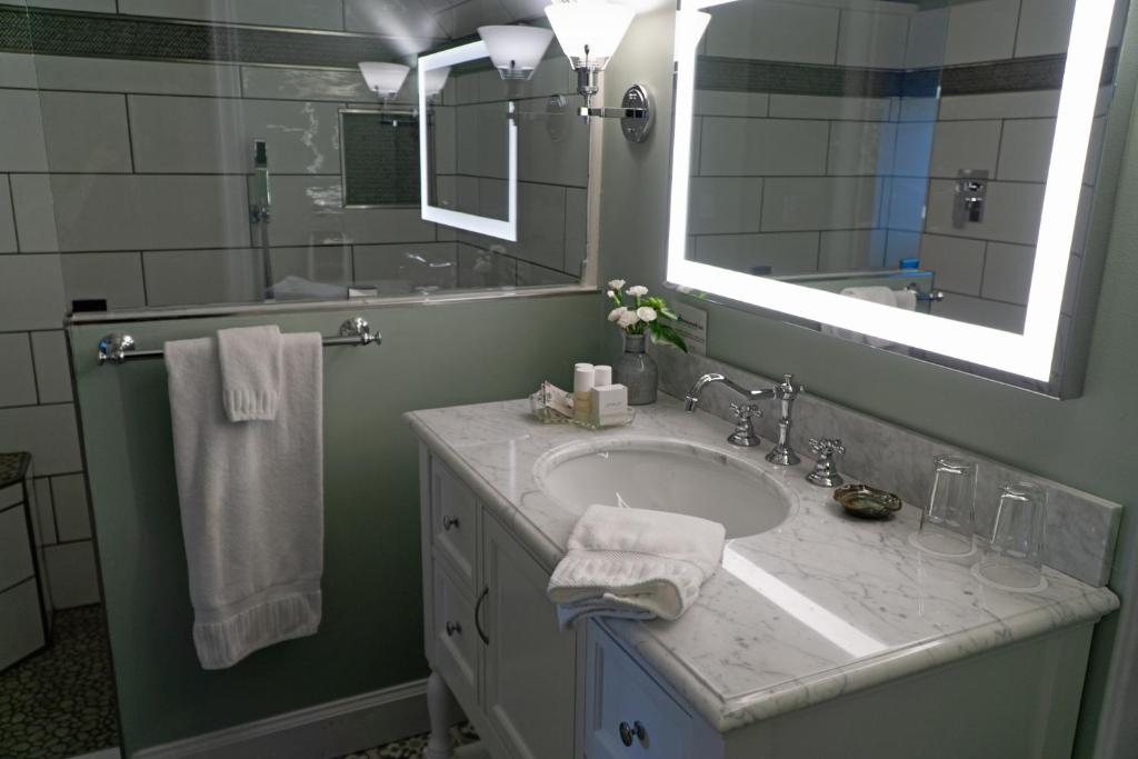 Ravenscroft Inn - thumb 5