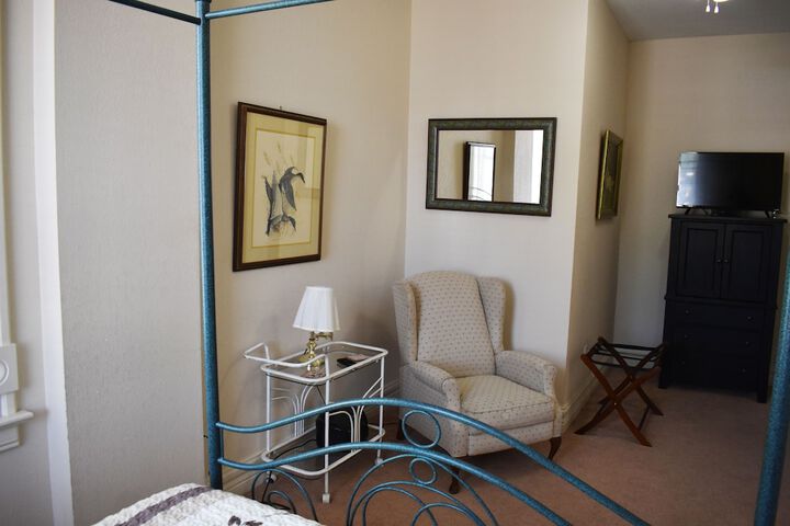 Hermann Crown Suites - thumb 2