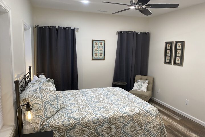 Hermann Crown Suites - thumb 3