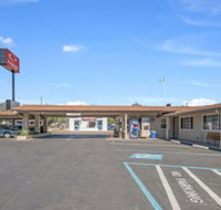 Econo Lodge Inn Suites Yreka - Tourism Bookings