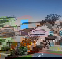 Travelodge by Wyndham Fort Myers Airport - Tourism Bookings