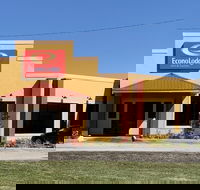 Econo Lodge Inn  Suites Maingate Central - Tourism Bookings