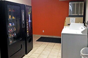Motel 6 Omaha, NE - thumb 6