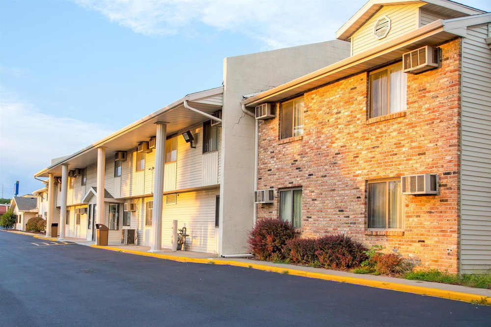 Motel 6 Omaha, NE - thumb 4