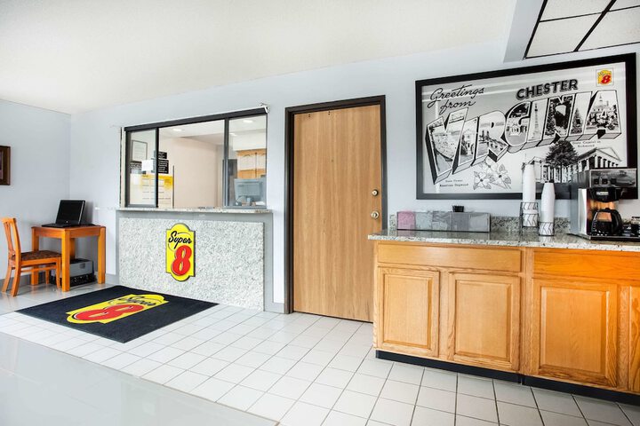 Super 8 By Wyndham Chester/Richmond Area - thumb 3