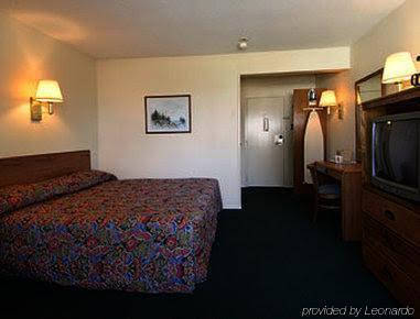 Super 8 Alexandria Macarthur Dr. - thumb 2