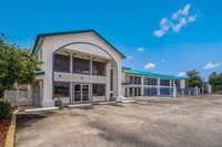 Motel 6 Pensacola FL NAS