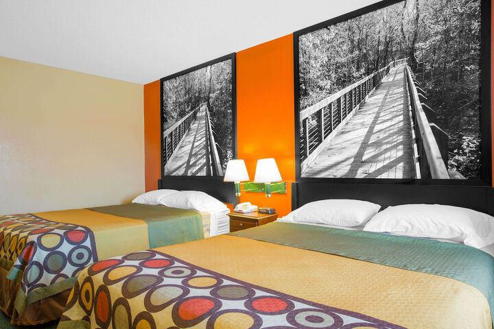 Super 8 By Wyndham Talladega AL - thumb 7