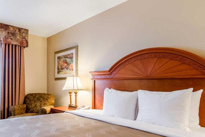 Quality Inn - thumb 4