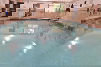 Holiday Inn Express Waterloo Cedar Falls an IHG Hotel