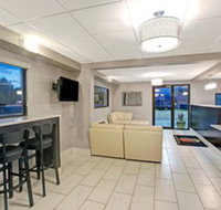 Super 8 by Wyndham Shelby - USA Accommodation