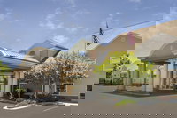 Holiday Inn Express  Suites Annapolis an IHG Hotel