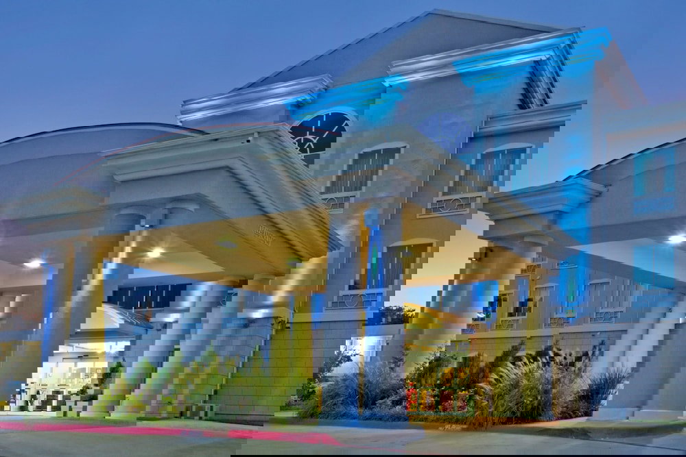 Holiday Inn Express Hotel & Suites Athens, An IHG Hotel - thumb 0