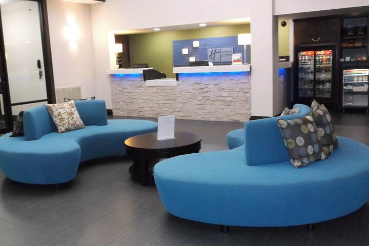 Holiday Inn Express Hotel & Suites Bentonville, An IHG Hotel - thumb 5