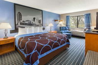 Super 8 by Wyndham Iowa City/Coralville